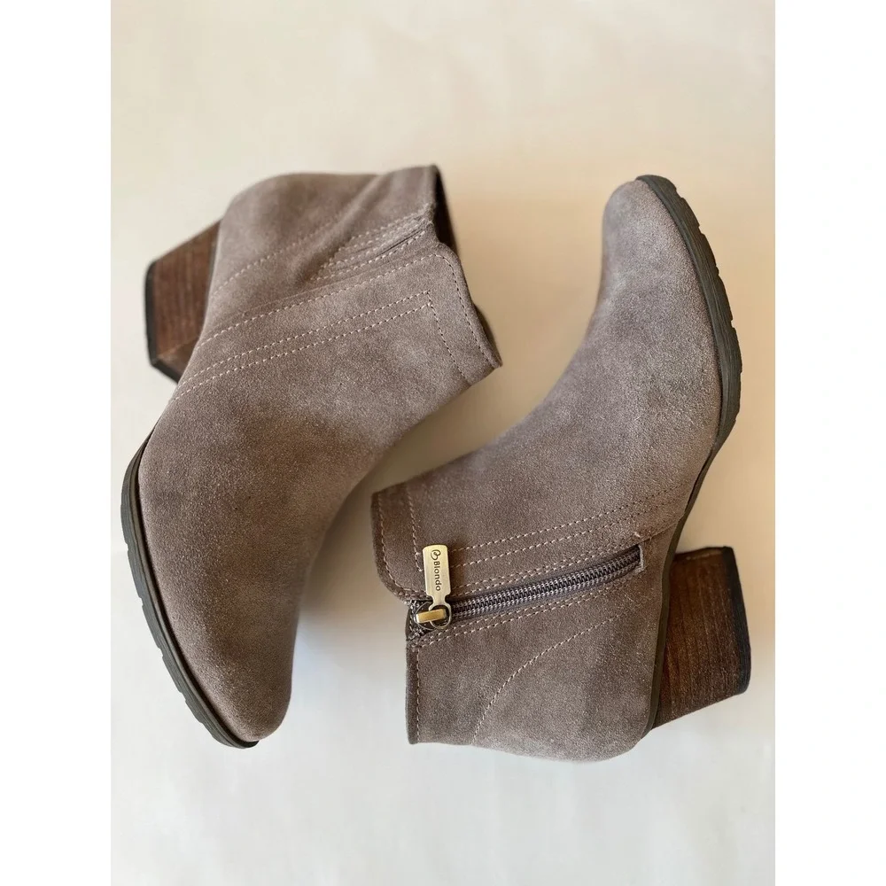 Blondo Suede Ankle Boots Taupe Waterproof‎ Comfort 6.5 Modern Heritage Staple